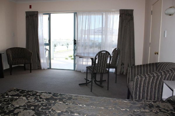 Hotel Anchorage Motor Lodge (Westshore)